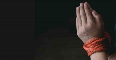 حماتي أذاقتني من العذاب ألوان بسبب غيرتها مني