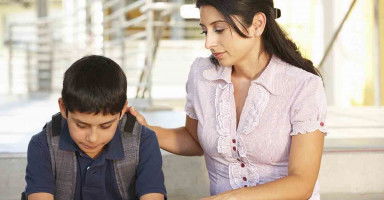 كيف أتعامل مع ابني و أسئلته في فترة البلوغ